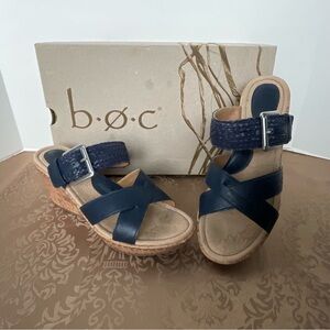 b.o.c. Women's Izabel Dark Blue Slide Wedge Heel Sandals Size 8M